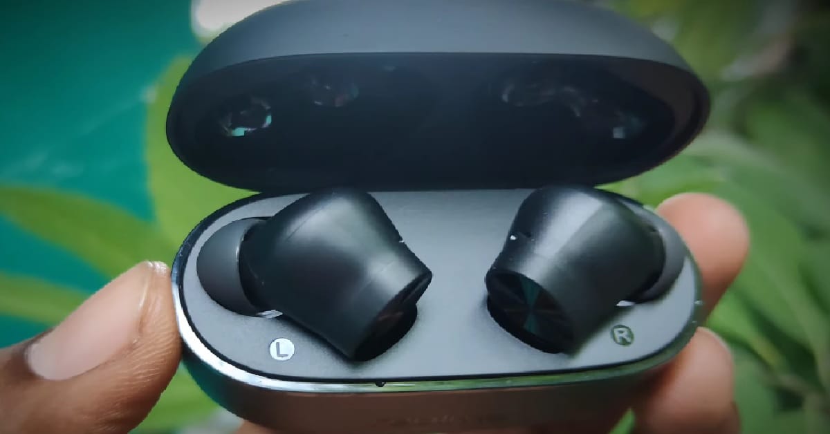 Realme Buds T200x With Case